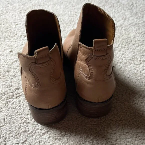 Lucky Brand *LK-Leymon LEATHER Bootie* Latte | GUC | Size 6.5 | Ankle Boot - Picture 6 of 13